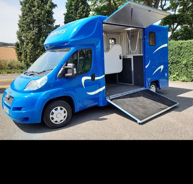3.5 ton horseboxes for sale
